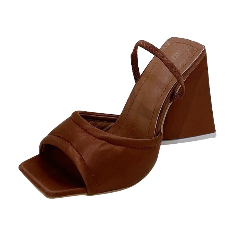 Kiss Me Pumps