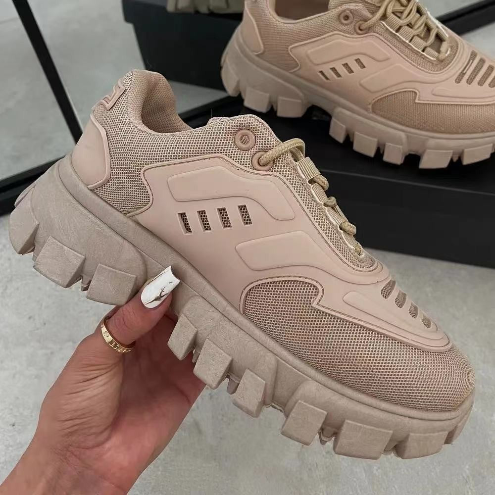 Capri Sneaker