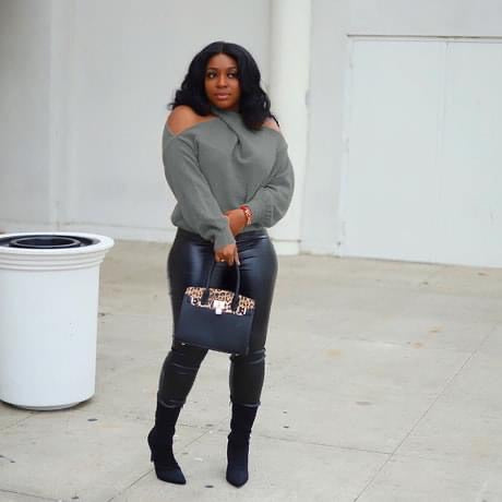 Cold Shoulder Criss Cross.