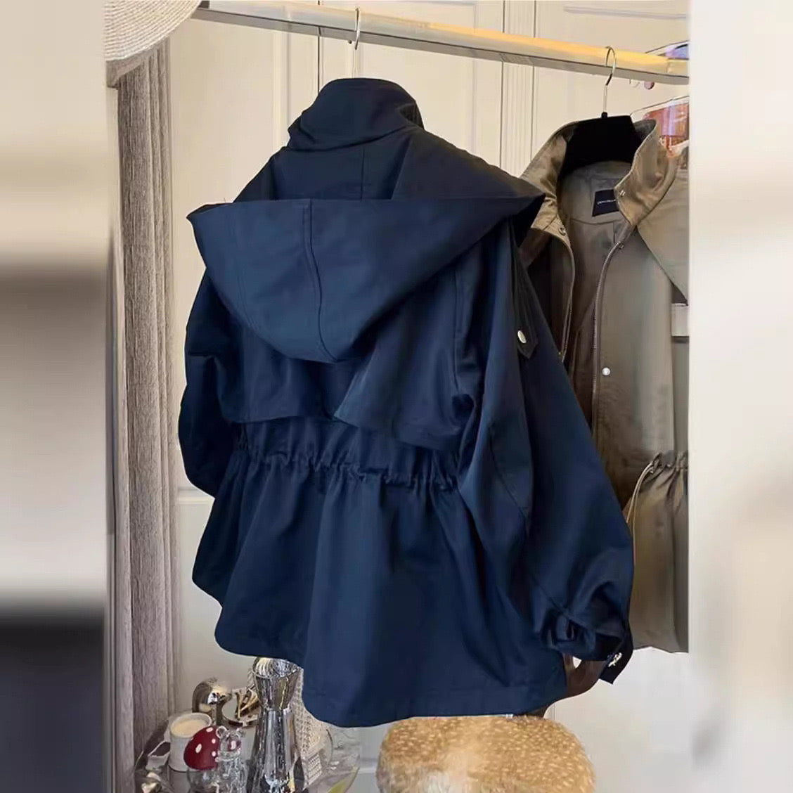 Wide Collar Drawstring Jacket