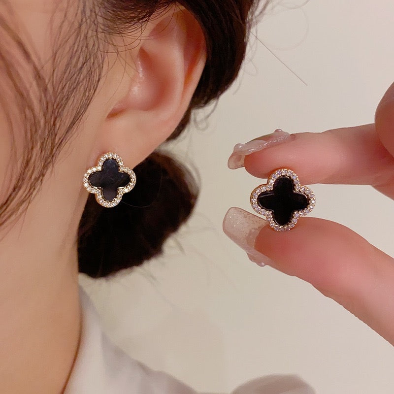 Clover Earring