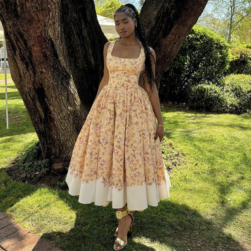 Vintage-Inspired Floral Maid Dress