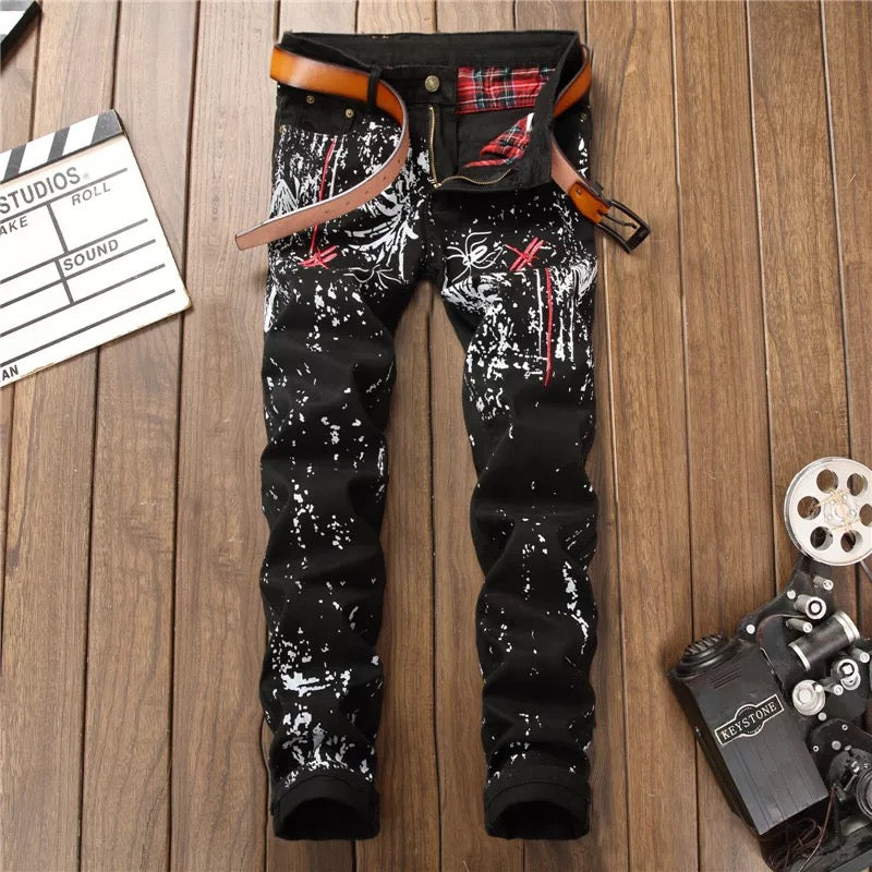Graphic Jeans.